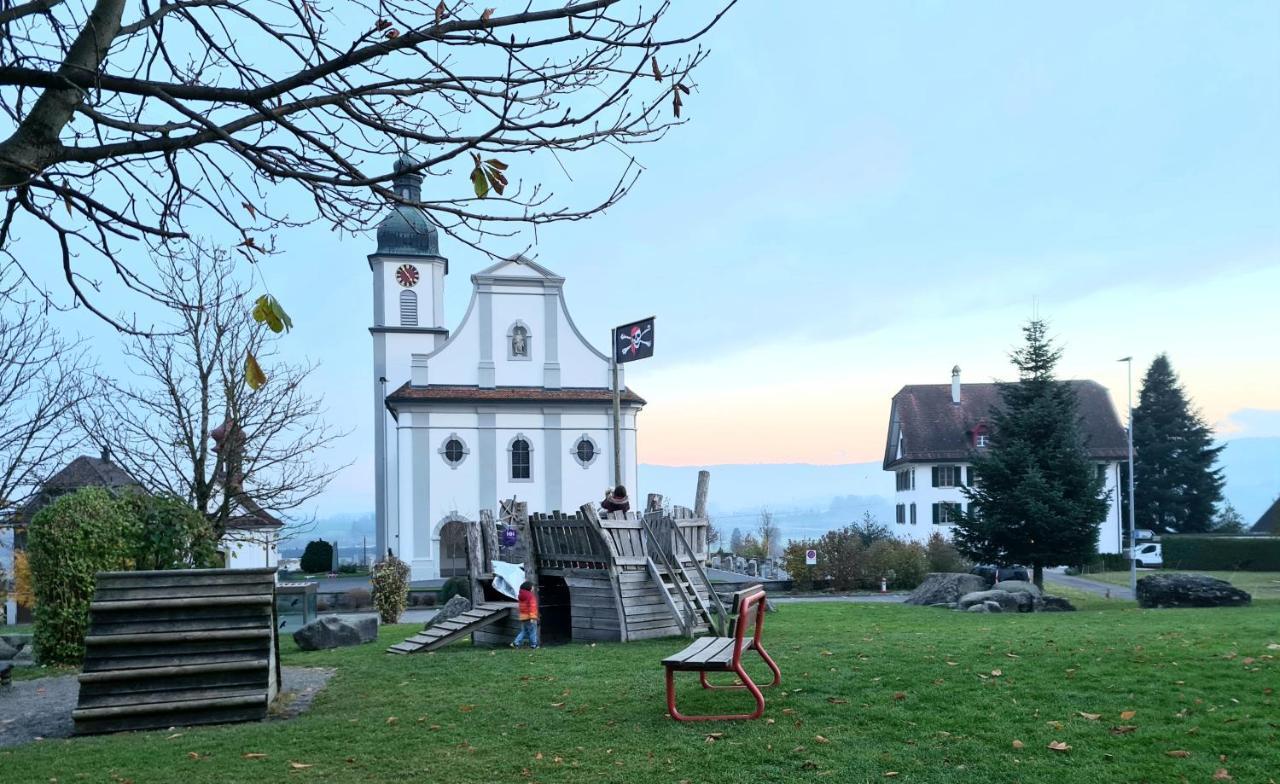 Familiy & Kids Suite Im Herzen Der Schweiz Dietwil Dış mekan fotoğraf
